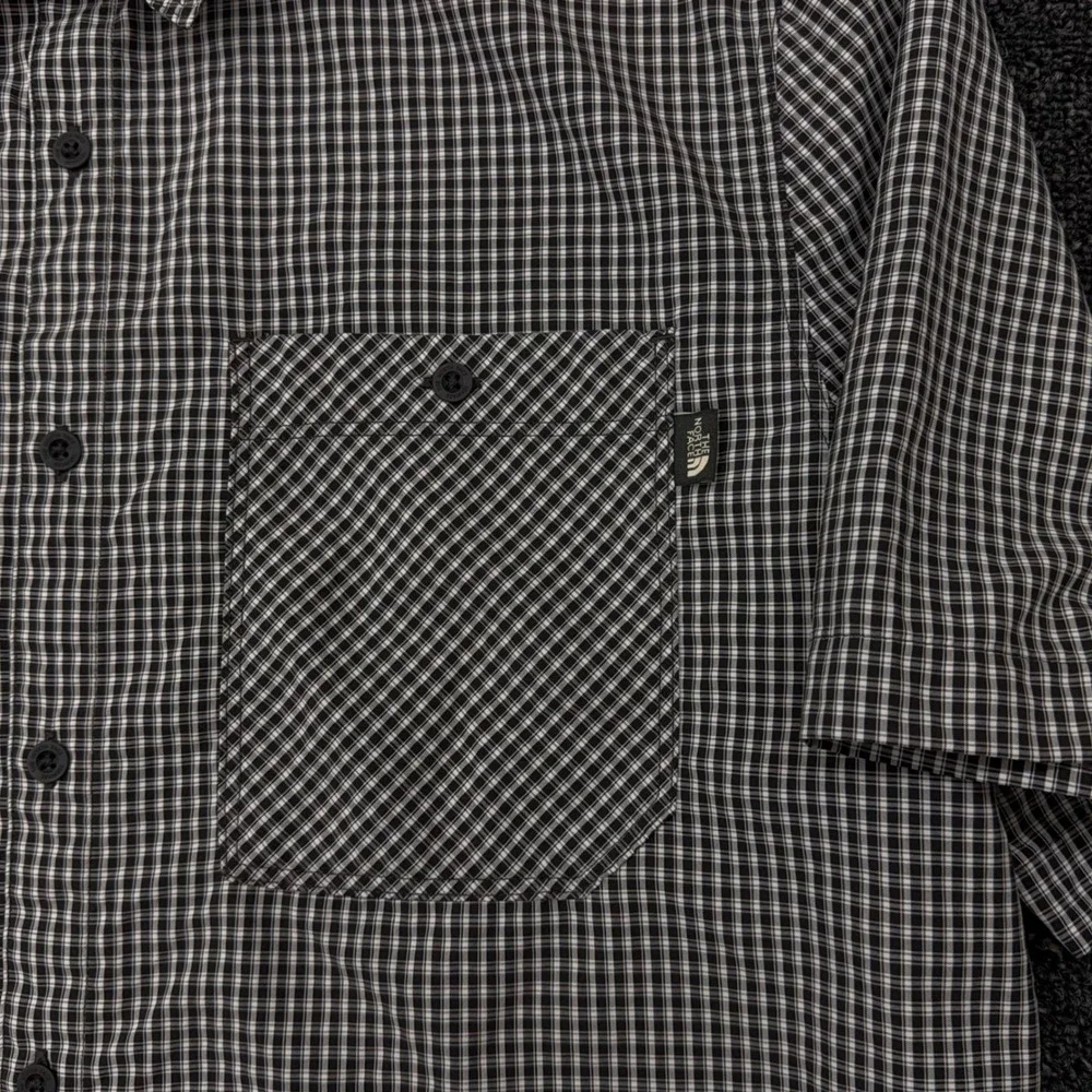 The North Face Mens Large Short Sleeve Button Down‎ Gingham Shirt Black White L